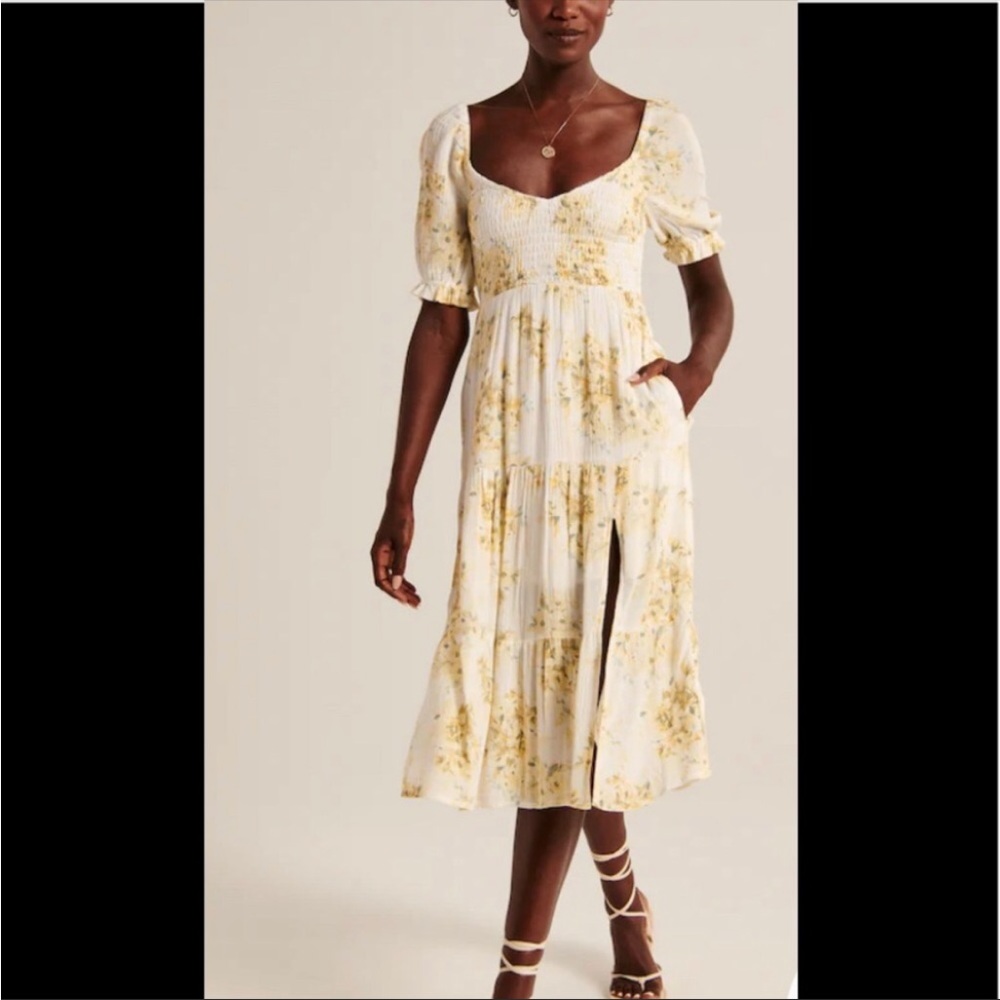 NWT Abercrombie & Fitch Short Sleeve White & Yellow Floral Smocked Midi Dress
